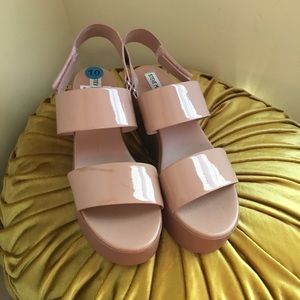 Steve Madden Dark Blush Flatform Sandal
